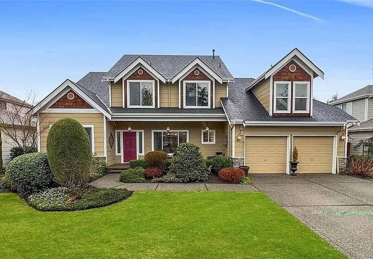 Elegant four-bedroom home located in desirable Bonney Lake location
