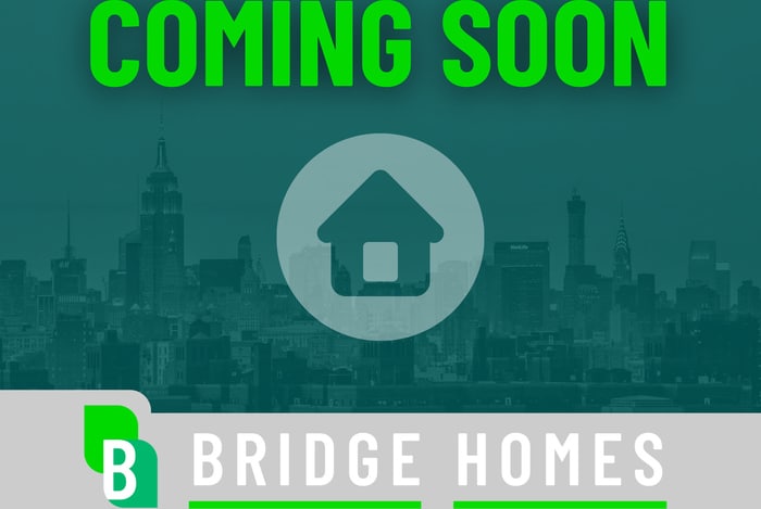 2092 Bush Avenue East