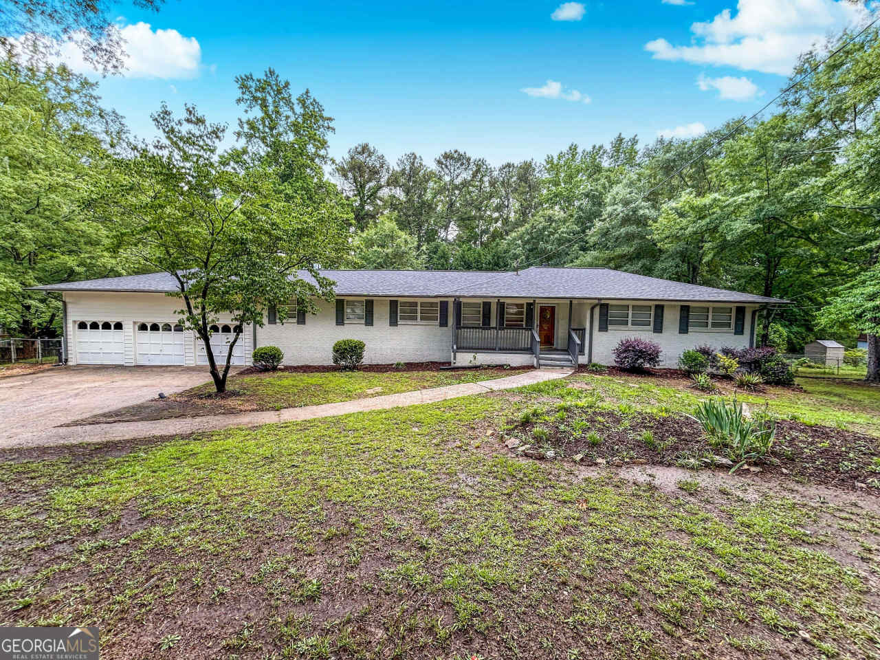 4239 Pinetree