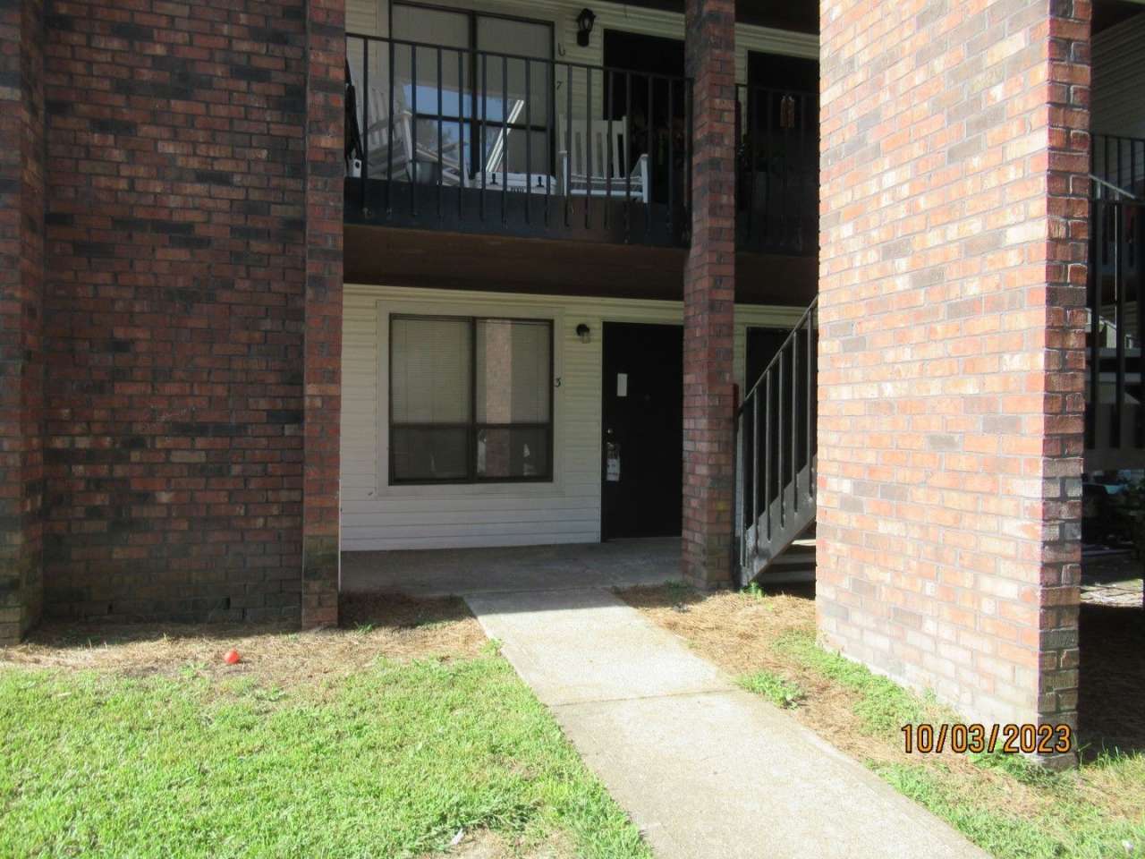 Willow Run- 2 bedroom/2 bath downstairs Apartment