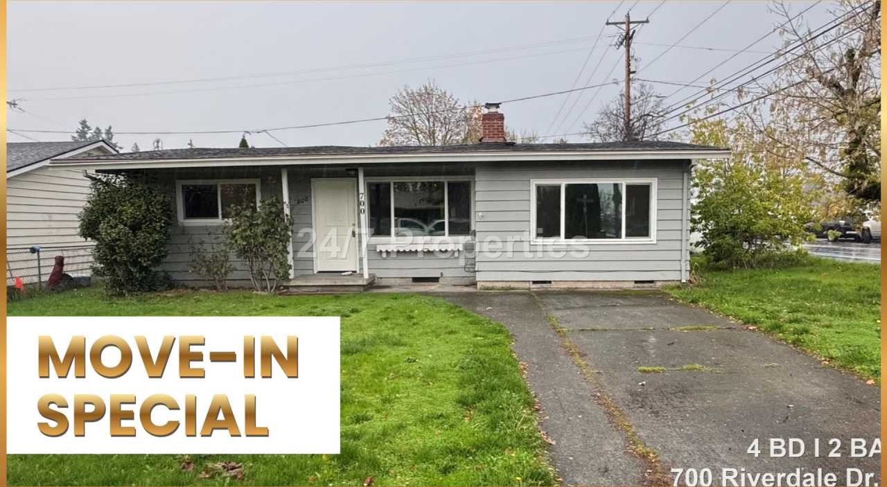 Spacious 4 BD | 2 BA with Backyard - Gladstone