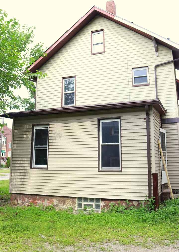 Quaint 4 bedroom, 2 bath home