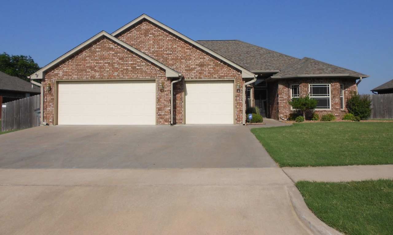 2212 SW 53rd Street, Lawton, OK 73505