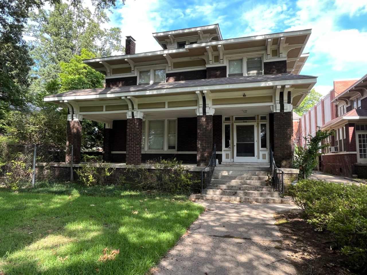 Central Gardens home with 4BR/2ba up w office/flex space. Wrap around, covered front porch! Pets are owners approval.