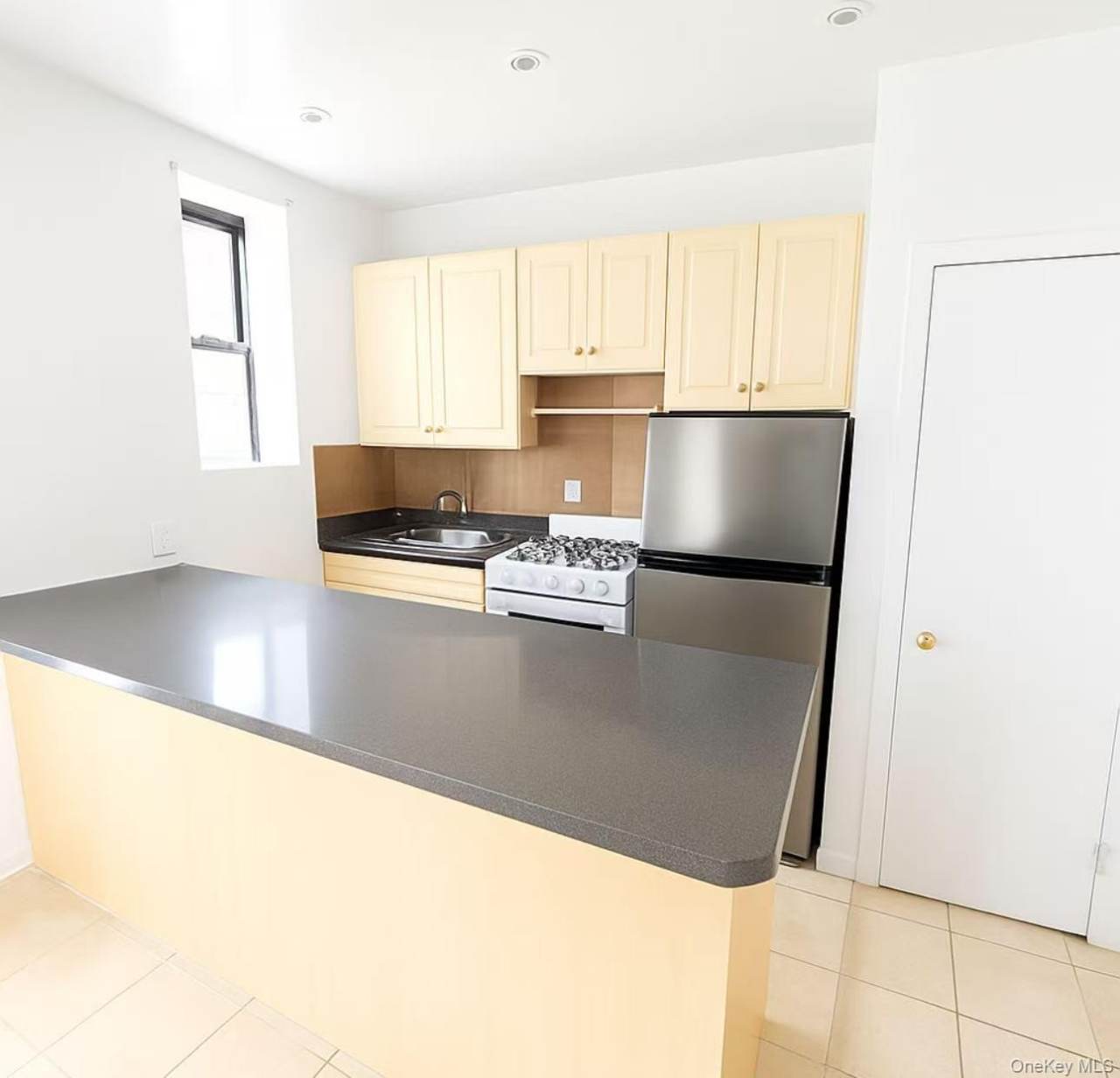 3440 Fulton Street unit: 3F