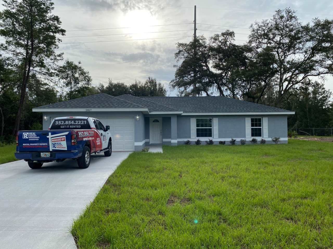 Desirable SW Ocala Neighborhood 3/2/2 **WON'T LAST**
