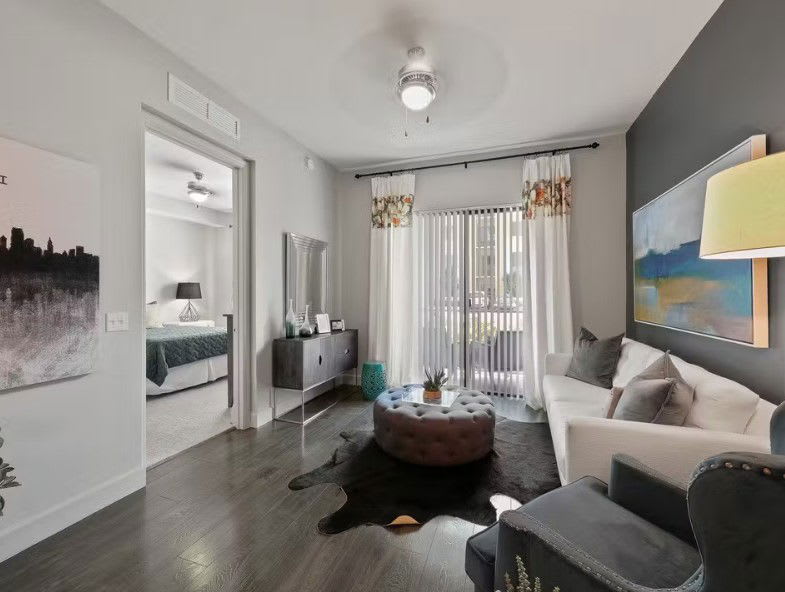 8803 Northwest 41st Street