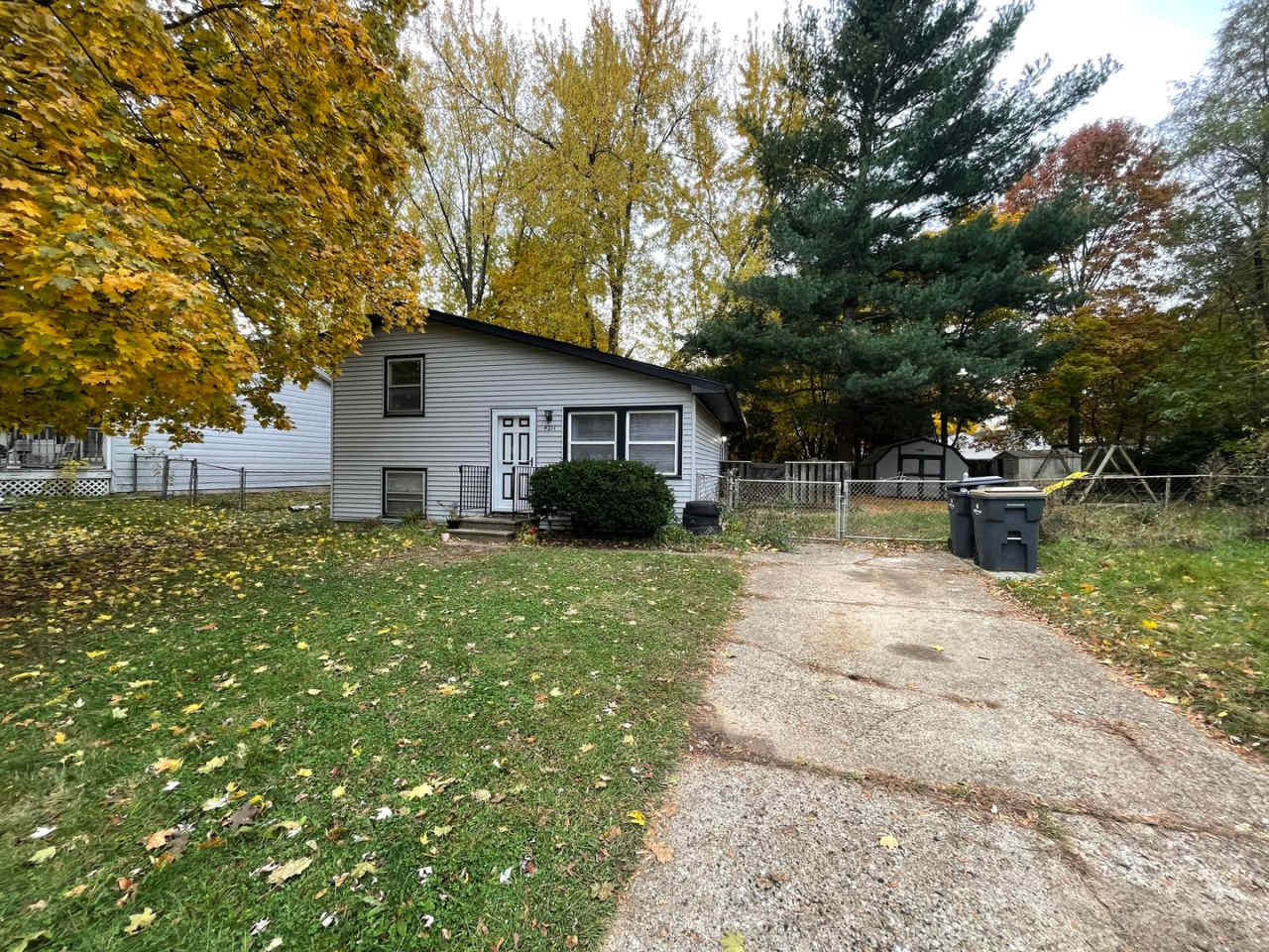 Three Bedroom Home in Portage