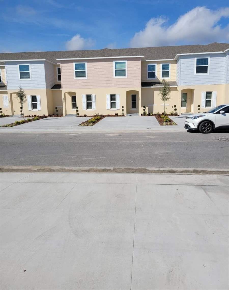 4783 CORAL CASTLE DRIVE