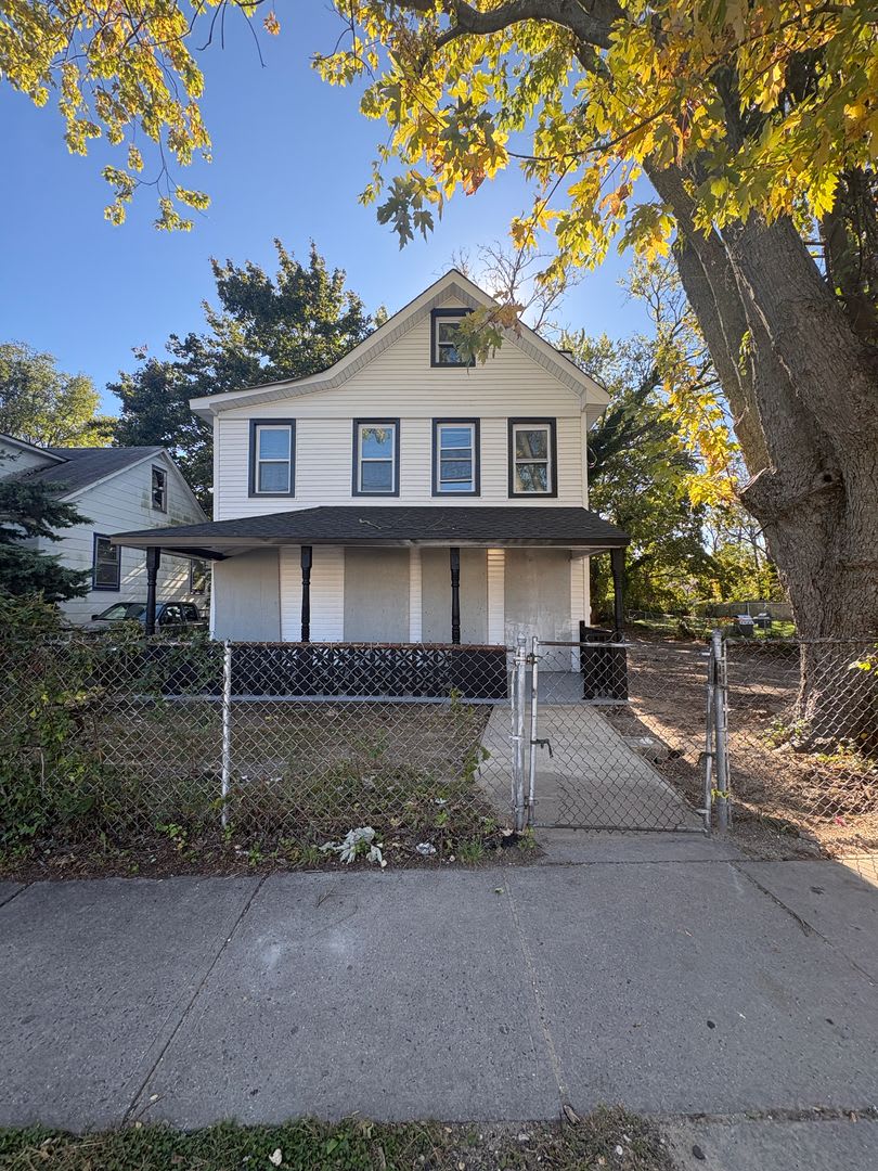 Beautiful, Newly Renovated 4 Bedroom 2 1/2 Bathroom Single Family House Available for Rent in Asbury Park! $500 FIRST MONTH MOVE IN CREDIT!!!