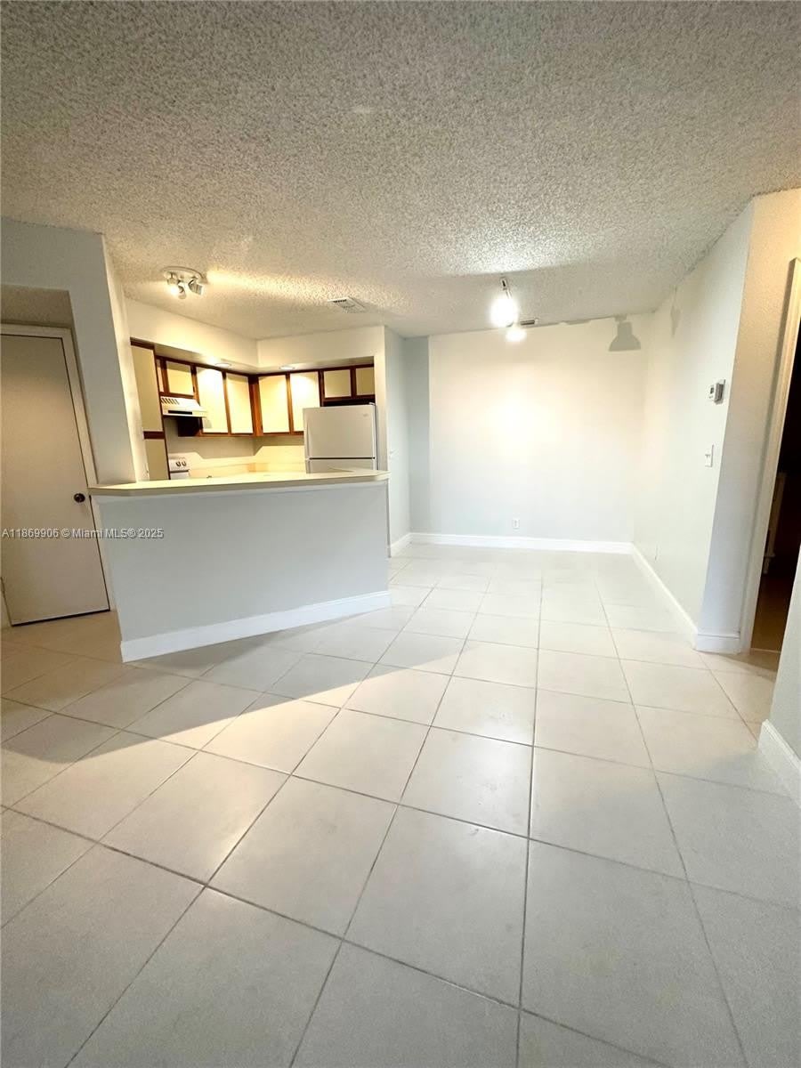 3390 N Pinewalk Dr N