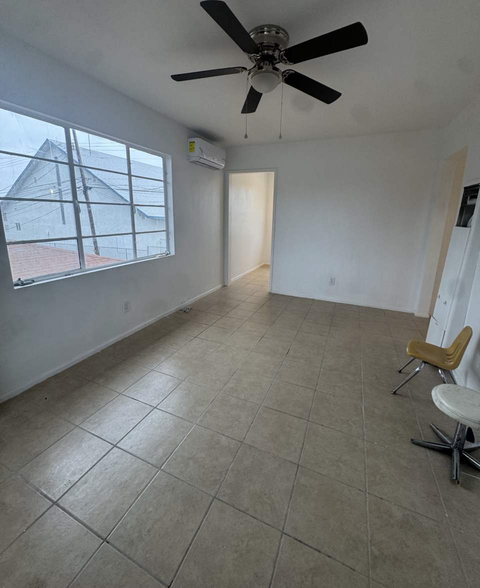 2931 Peerless Avenue - 3