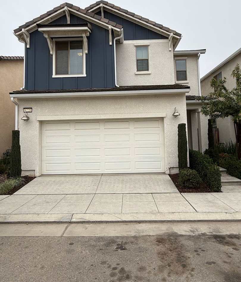 Charming 3-Bedroom Home in Family-Friendly 93727 Neighborhood