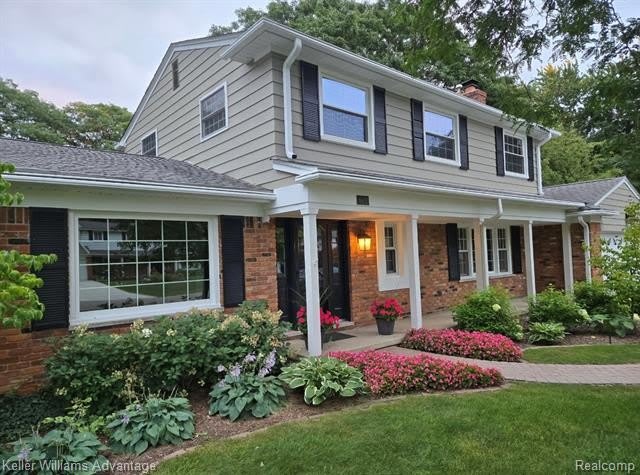 6951 Lee Crest Drive