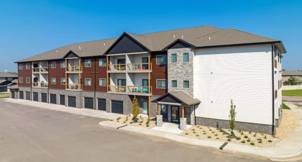 Grand Prairie Apartments & Townhomes