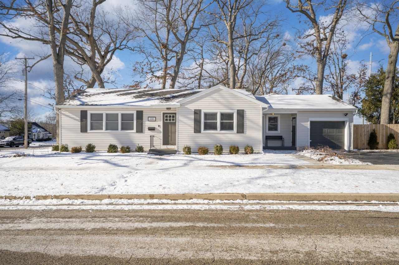 1700 N Linden Avenue