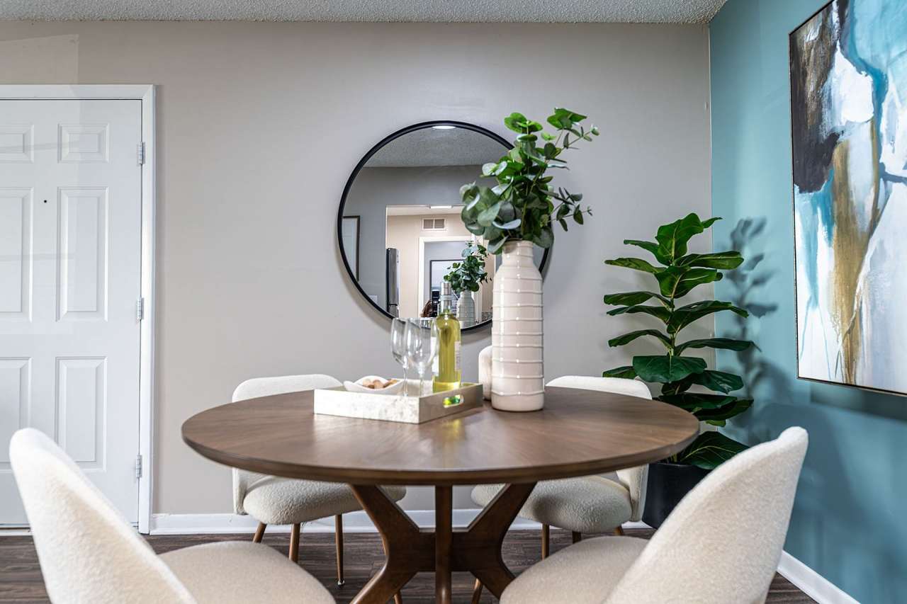 Hampton Creek Apartments