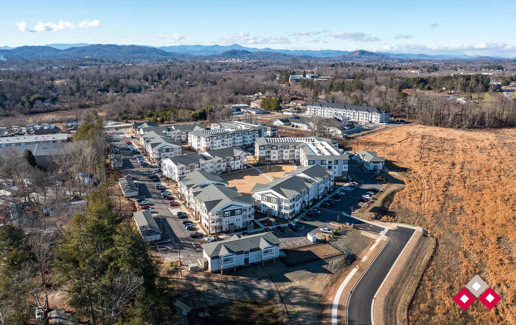 Summit at Hendersonville