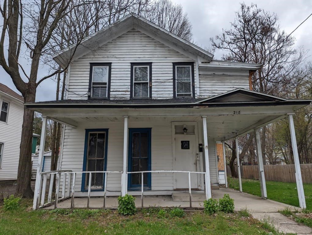218 South Avenue