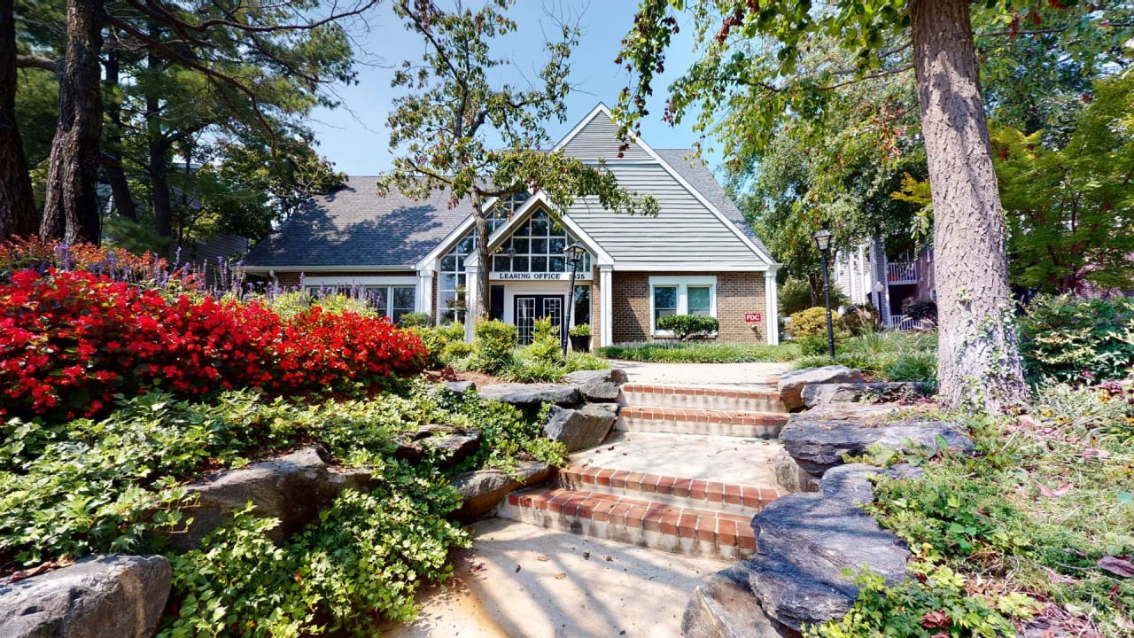 Montclair Apartments