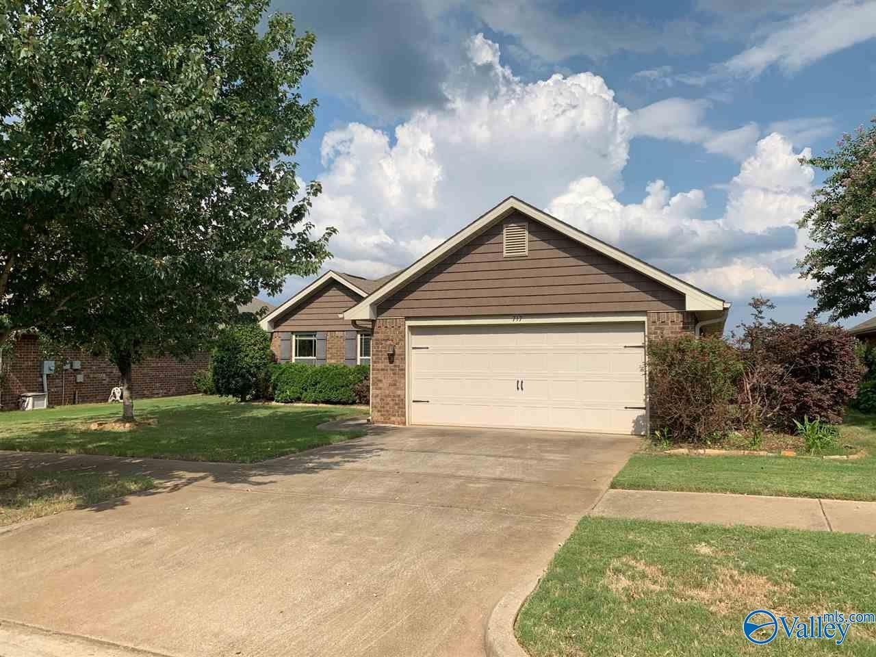 717 River Landing Blvd