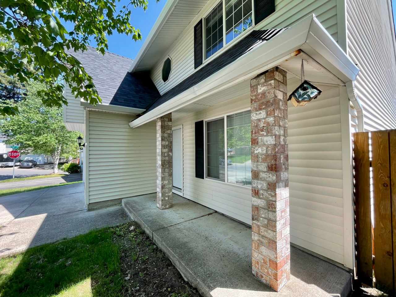 Spacious 4-Bedroom, 2.5-Bath Home with Deck, Fireplace  Updated Kitchen