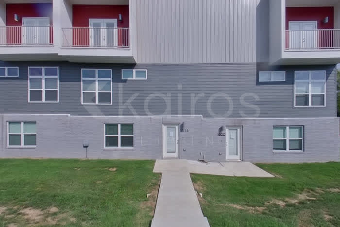 1518 South Razorback Road