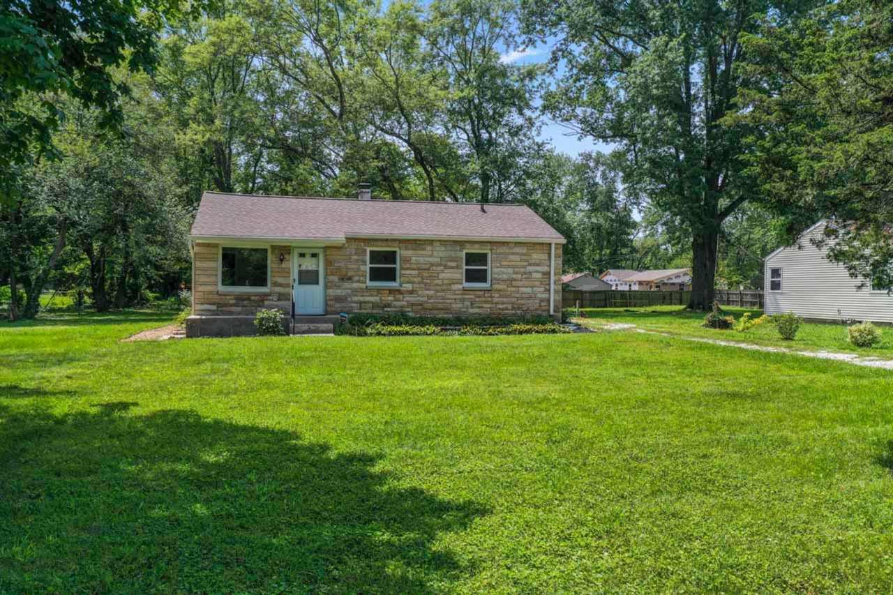 1909 Mayfair Drive Indianapolis, IN 46260