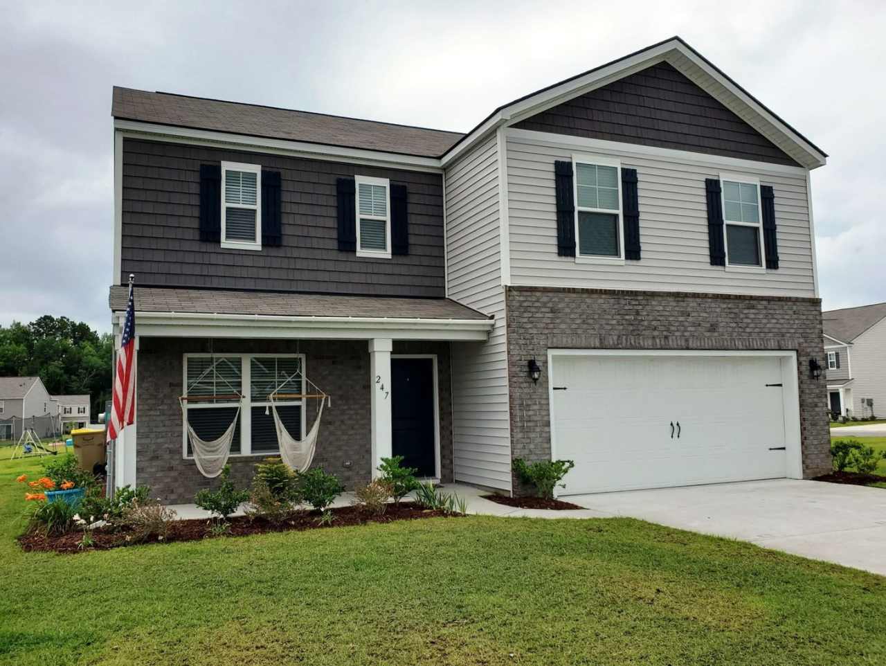 Move-In Ready 4 Bedroom with Bonus room in the South Effingham School District!
