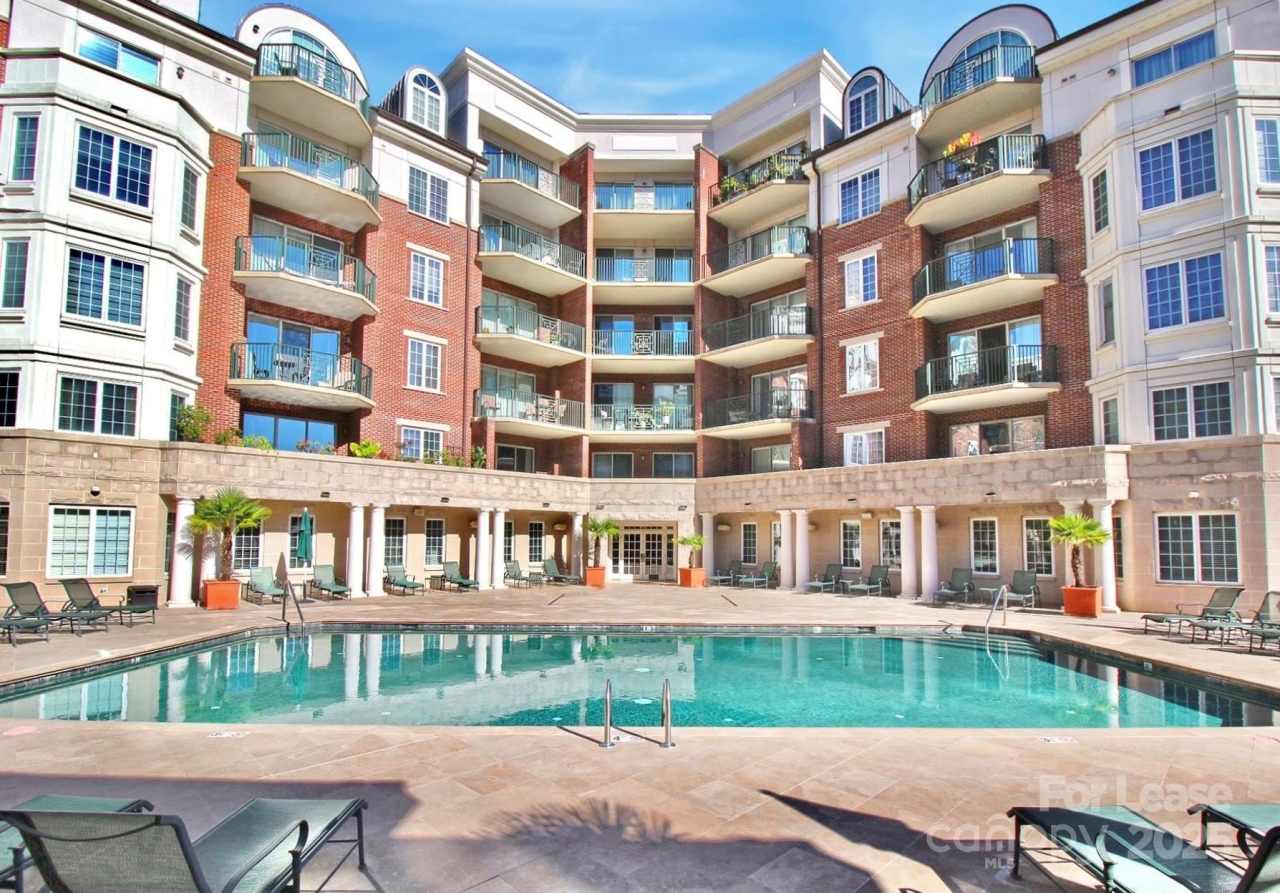 300 W 5th Street unit: 315