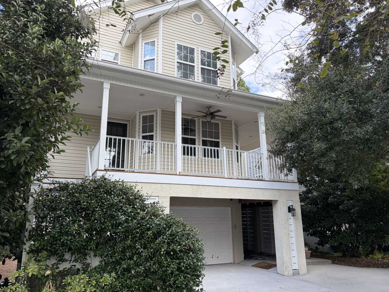 34 Cobblestone Court