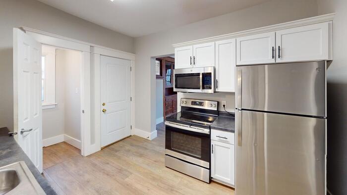 711 North 9th Street