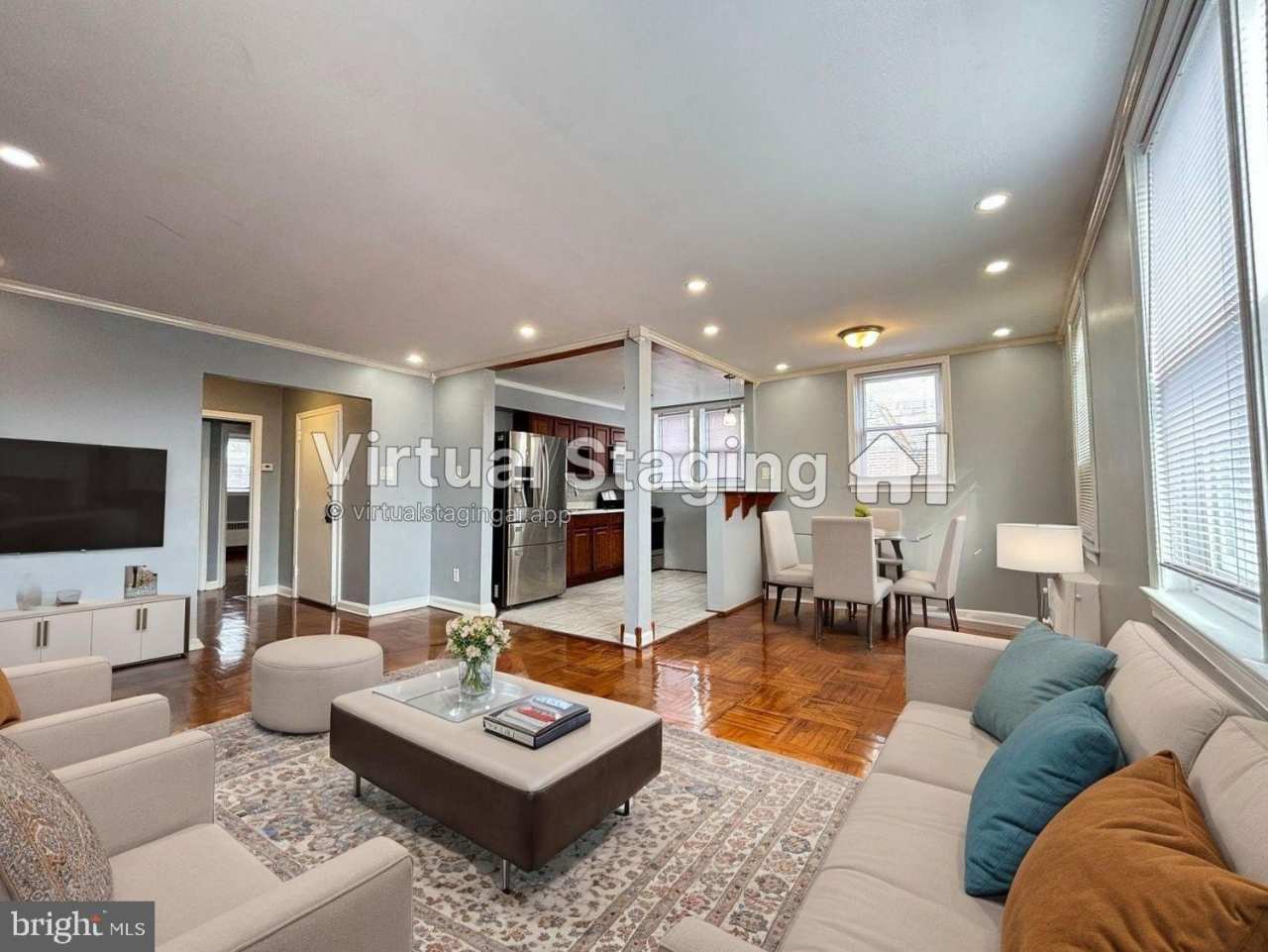 1303 E JOHNSON Street unit: 2