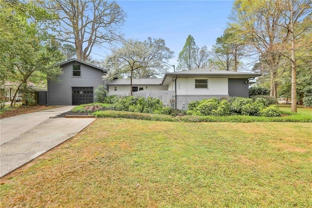 2037-b Lively Ridge Road NE