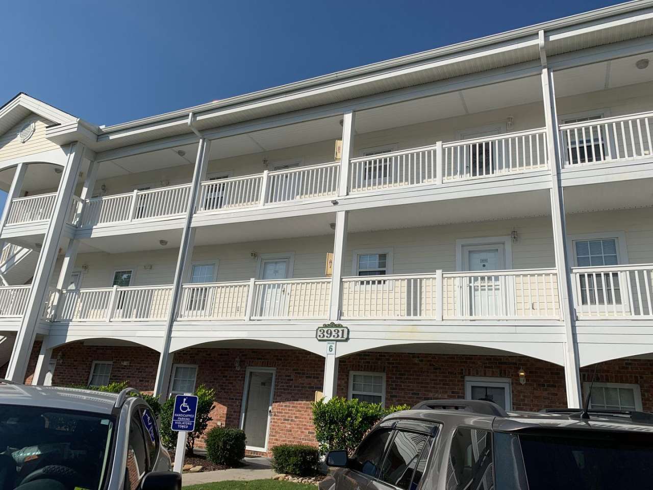 2-Bedroom, 2-Bath In Azalea Lakes