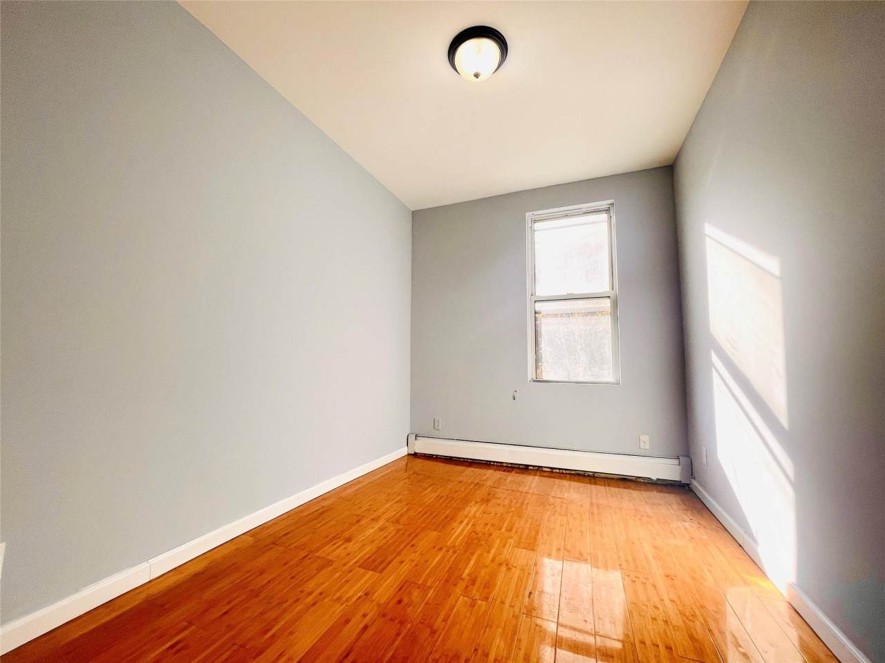 124-12 Metropolitan Avenue