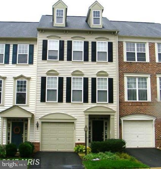 43265 SUNDERLEIGH SQ