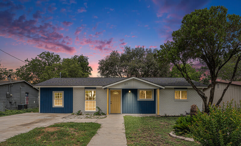 317 W Lindbergh Blvd