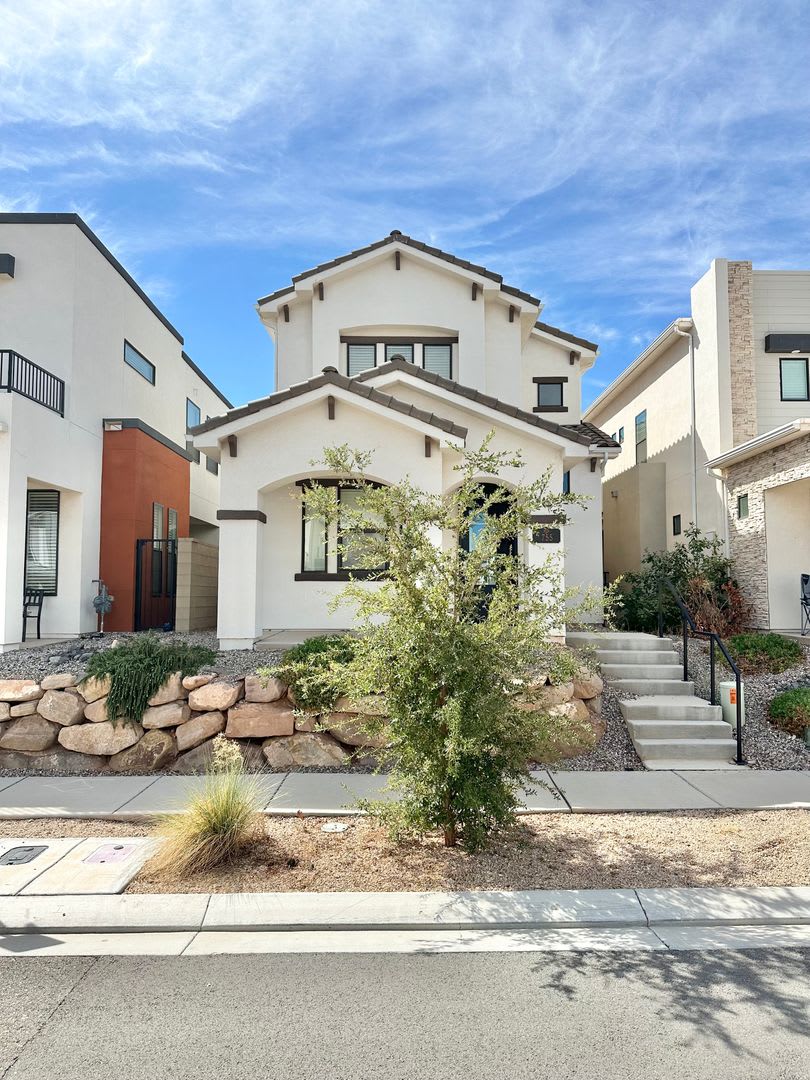 Desert Color Home! Price Reduced!