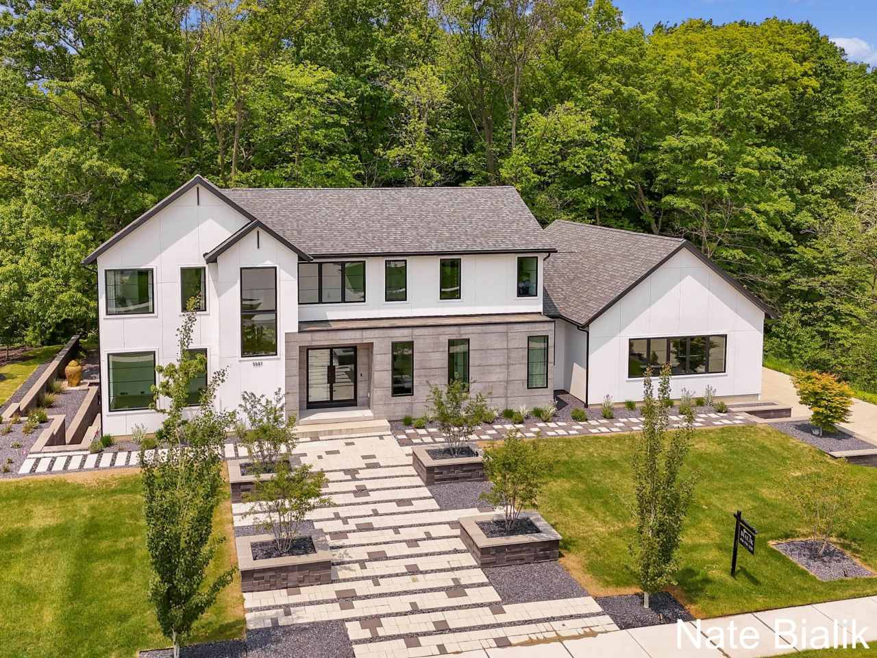 5587 Stonebridge Drive