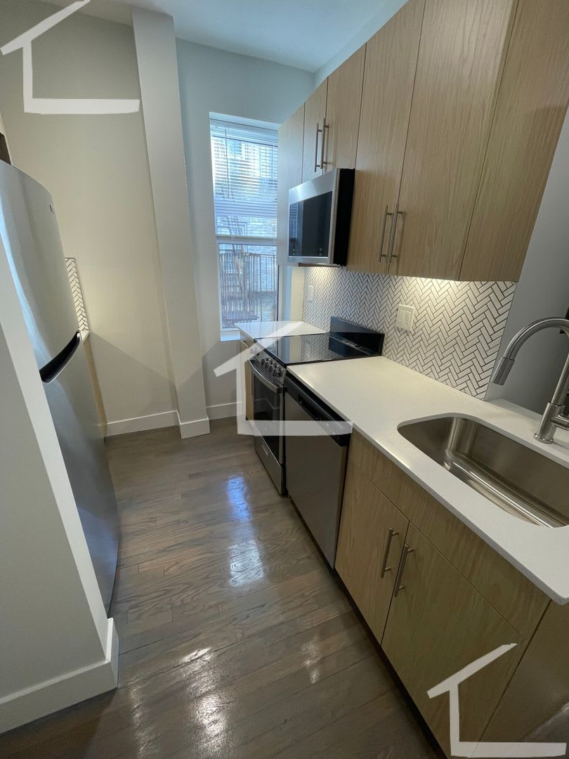 Great 1 bedroom Available NOW!