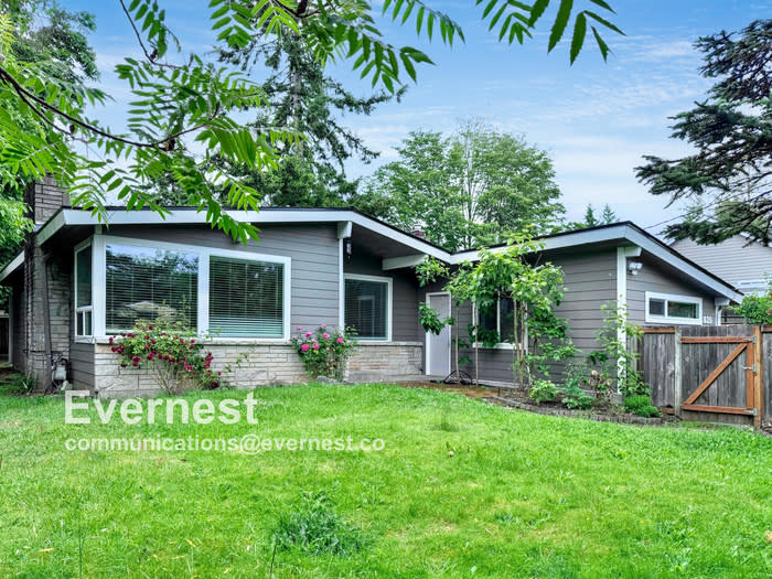 820 Northeast 120th Street