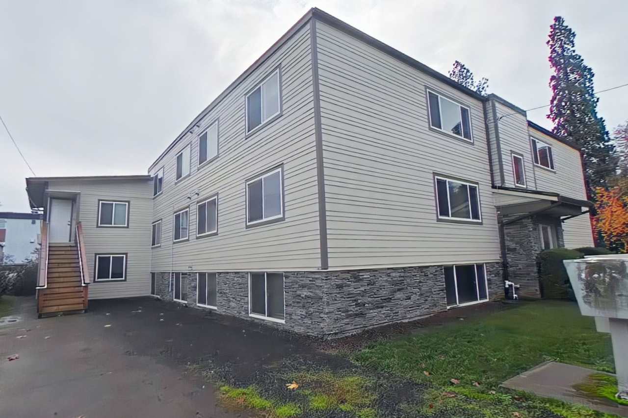 1 Bedroom Apartment ~ Close to Campus ~ Cat Friendly