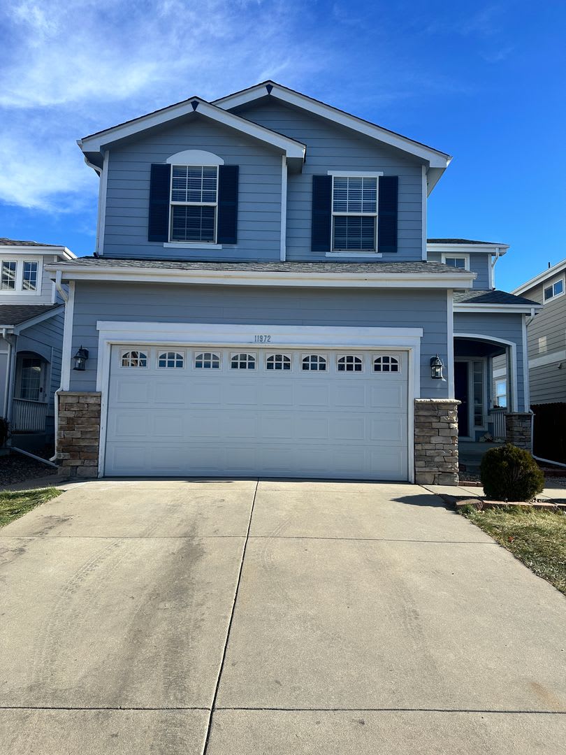 3 bedroom single family home for rent in Thornton!