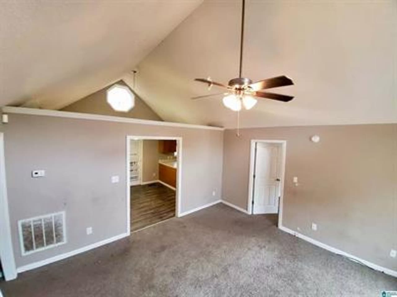 Cozy 3BR/2BA Home with Open Living Space
