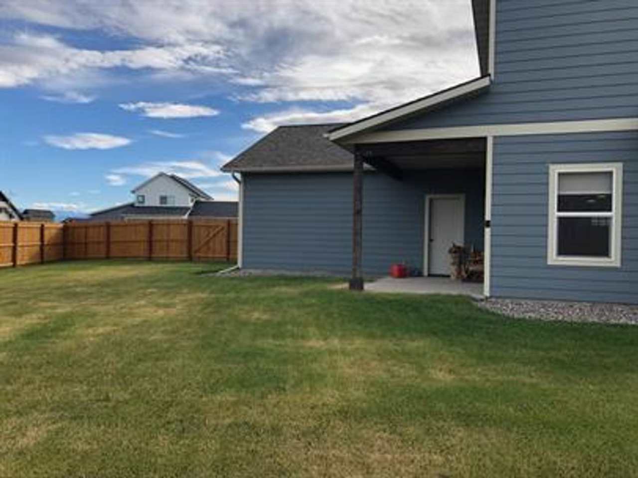 4 bedroom 3 bath home in Ryen Glenn