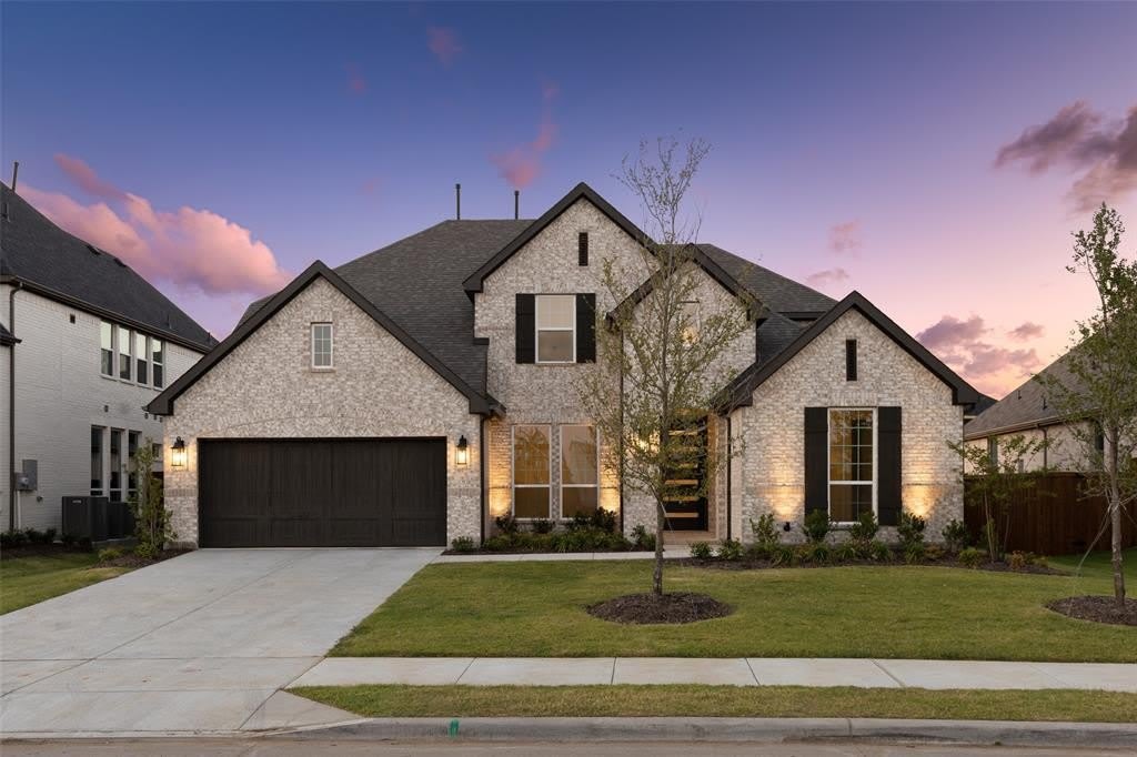 2380 Rainforest Drive