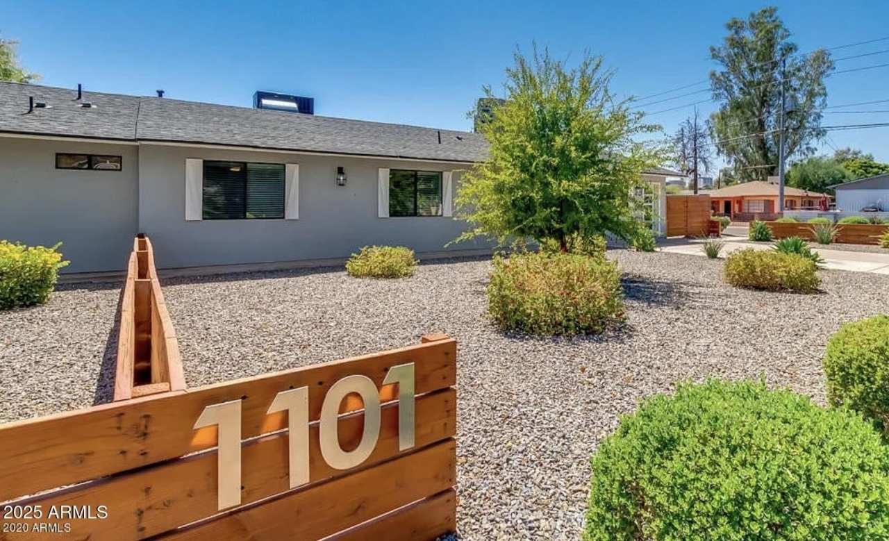 1101 E Weldon Avenue