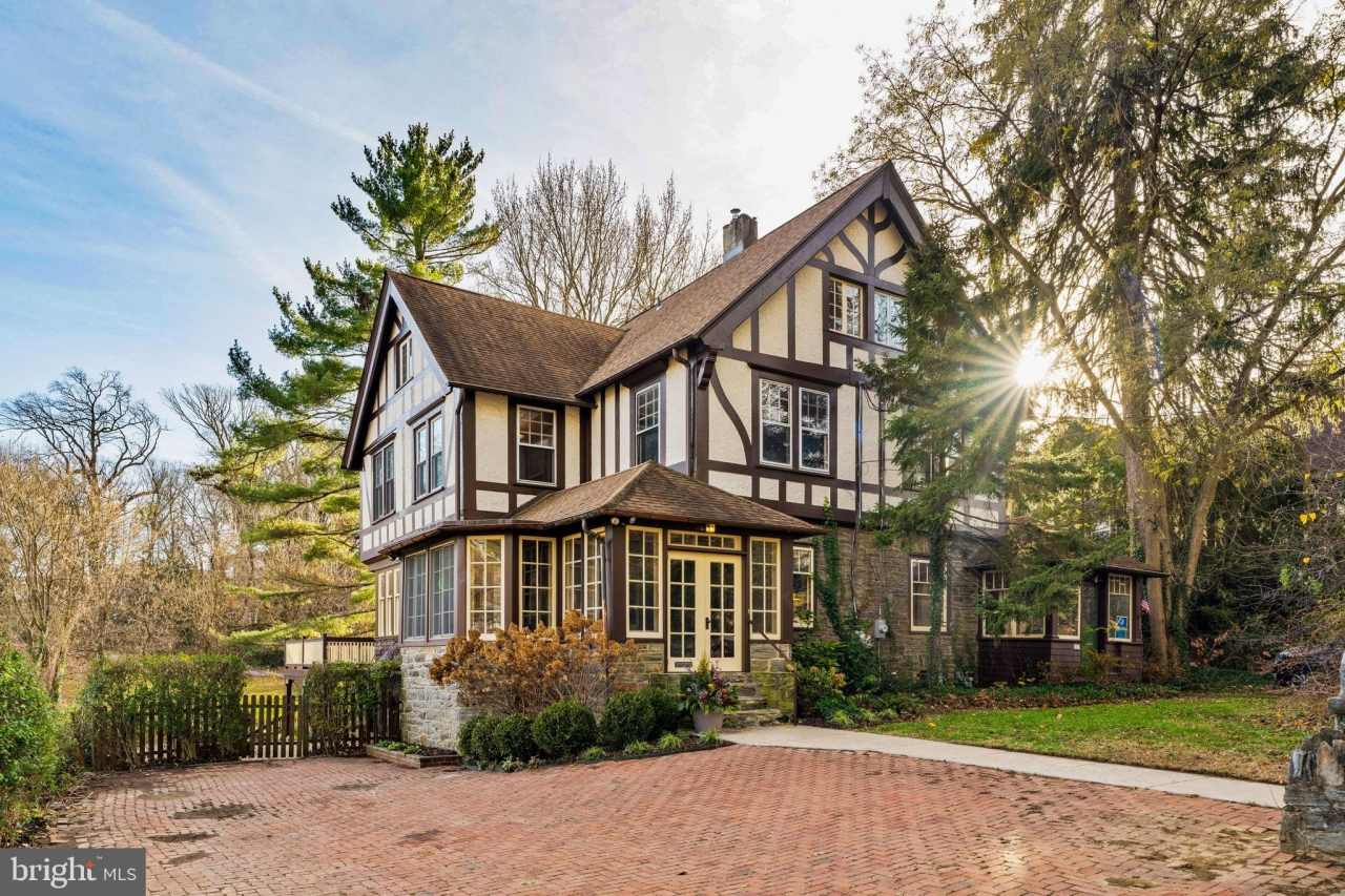 328 GREENWOOD Avenue