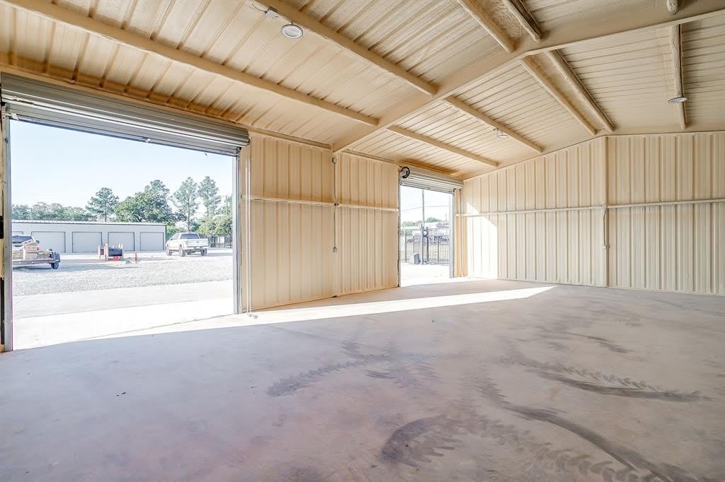 410 N Broadway Street